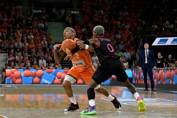 去年与前年 去年与前年